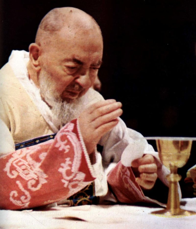 A vida e obra do São Padre Pio de Pietrelcina